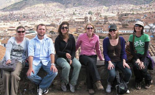 Viv Walsh (far right) overlooking Cuzco with fellow volunteers (l-r) Jacqui Williams (NZ), Lee English (Canada), Tanya De Guara (Melbourne), Joanna Stevens (London), and Vicki Primrose (Sydney). Viv Walsh (far right) overlooking Cuzco with fellow volunteers (l-r) Jacqui Williams (NZ), Lee English (Canada), Tanya De Guara (Melbourne), Joanna Stevens (London), and Vicki Primrose (Sydney).
